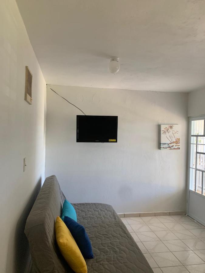ויסקז Crab Island Adventures Apartments מראה חיצוני תמונה