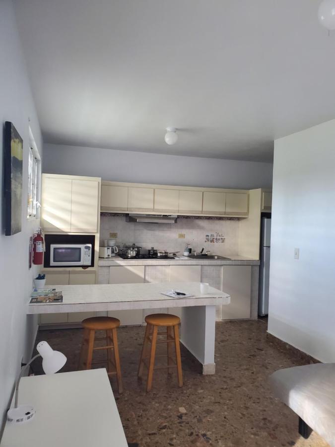 ויסקז Crab Island Adventures Apartments מראה חיצוני תמונה